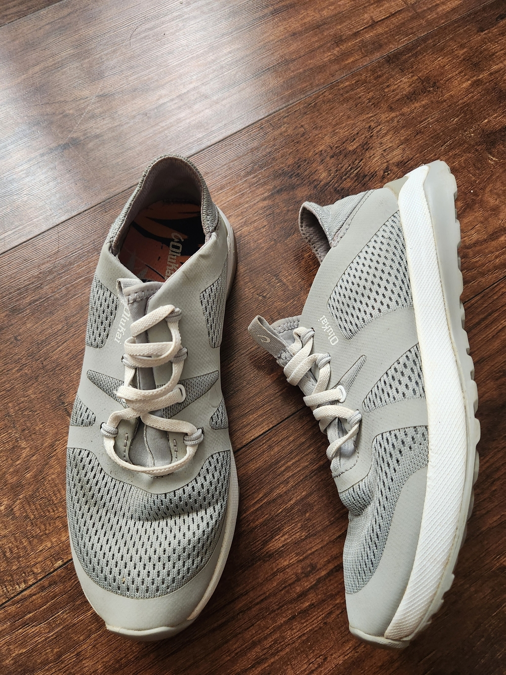 OluKai Womens Huia Light Grey Mesh Trainer Sneakers